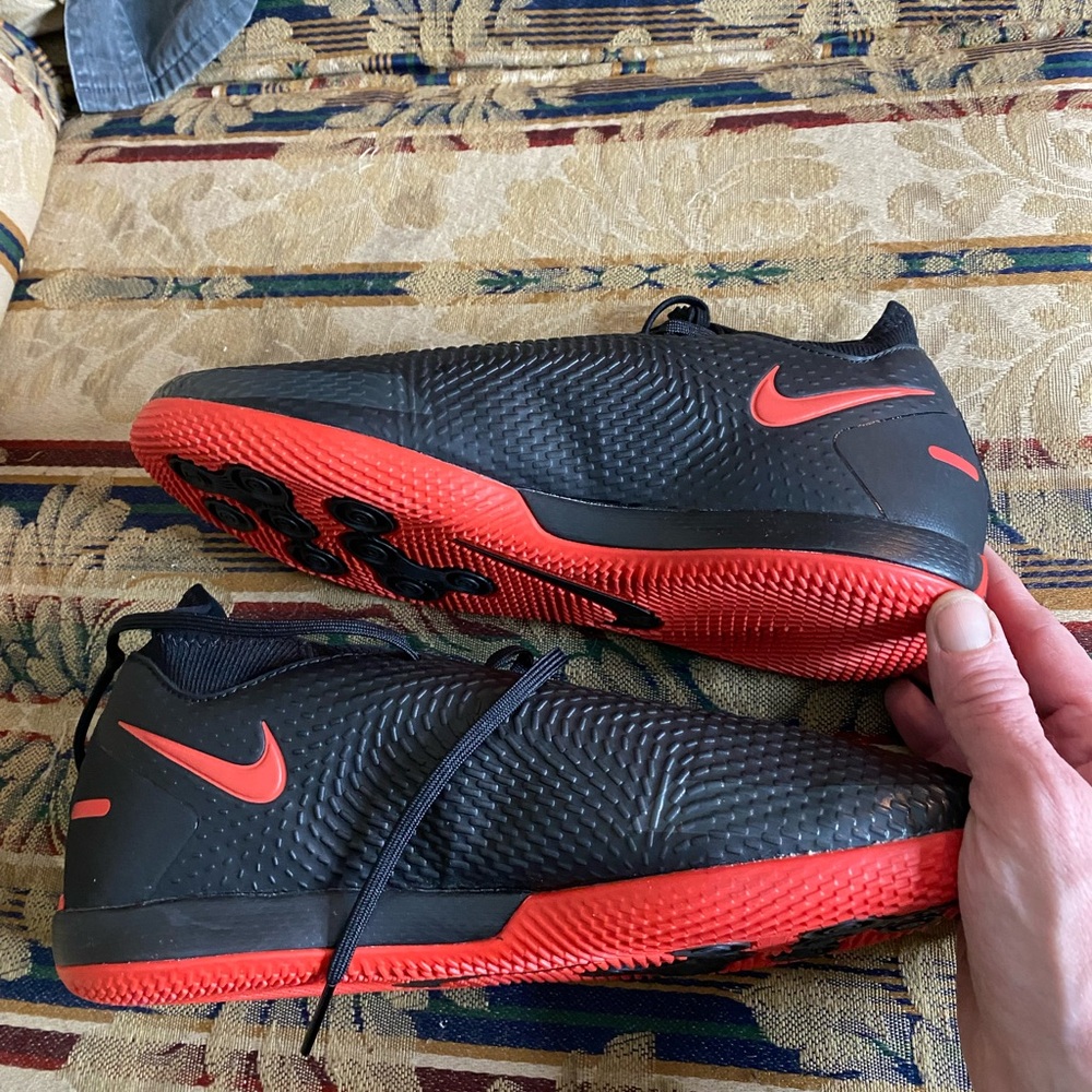 Nike Phantom GT Academy IC Black Chile Red NWT leather men’s 7.5 soccer leather - Picture 6 of 8